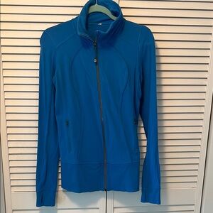 Lululemon size 8 blue zip up